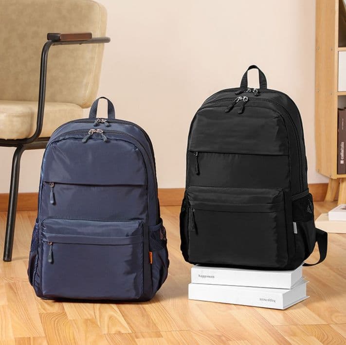 大容量リュック 多機能ポケット付き学生リュック