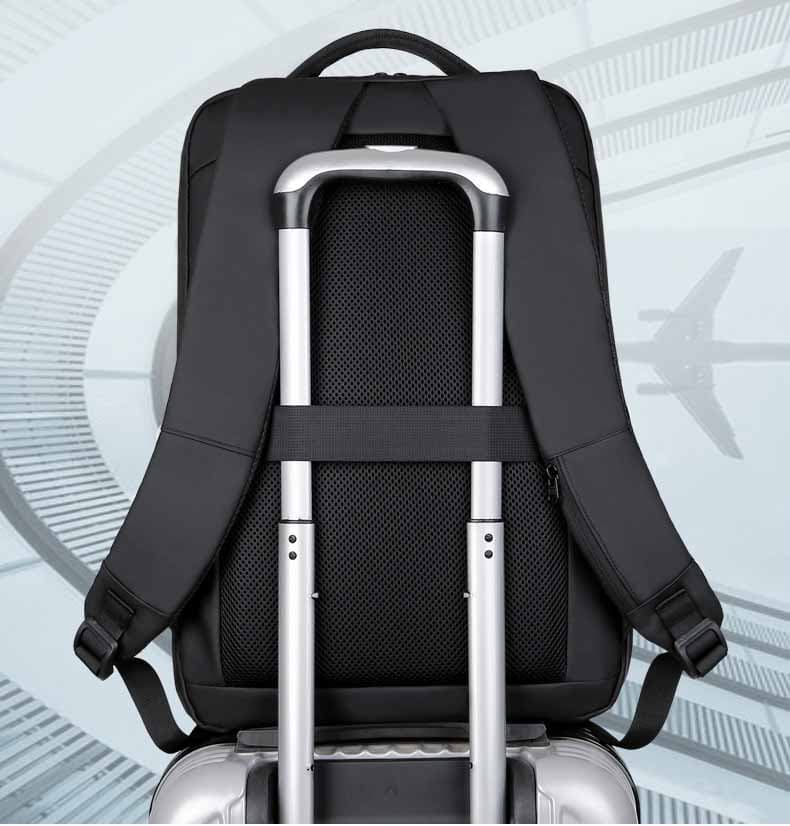 大容量リュック 大容量メンズリュック 撥水加工 ビジネス対応 多機能収納